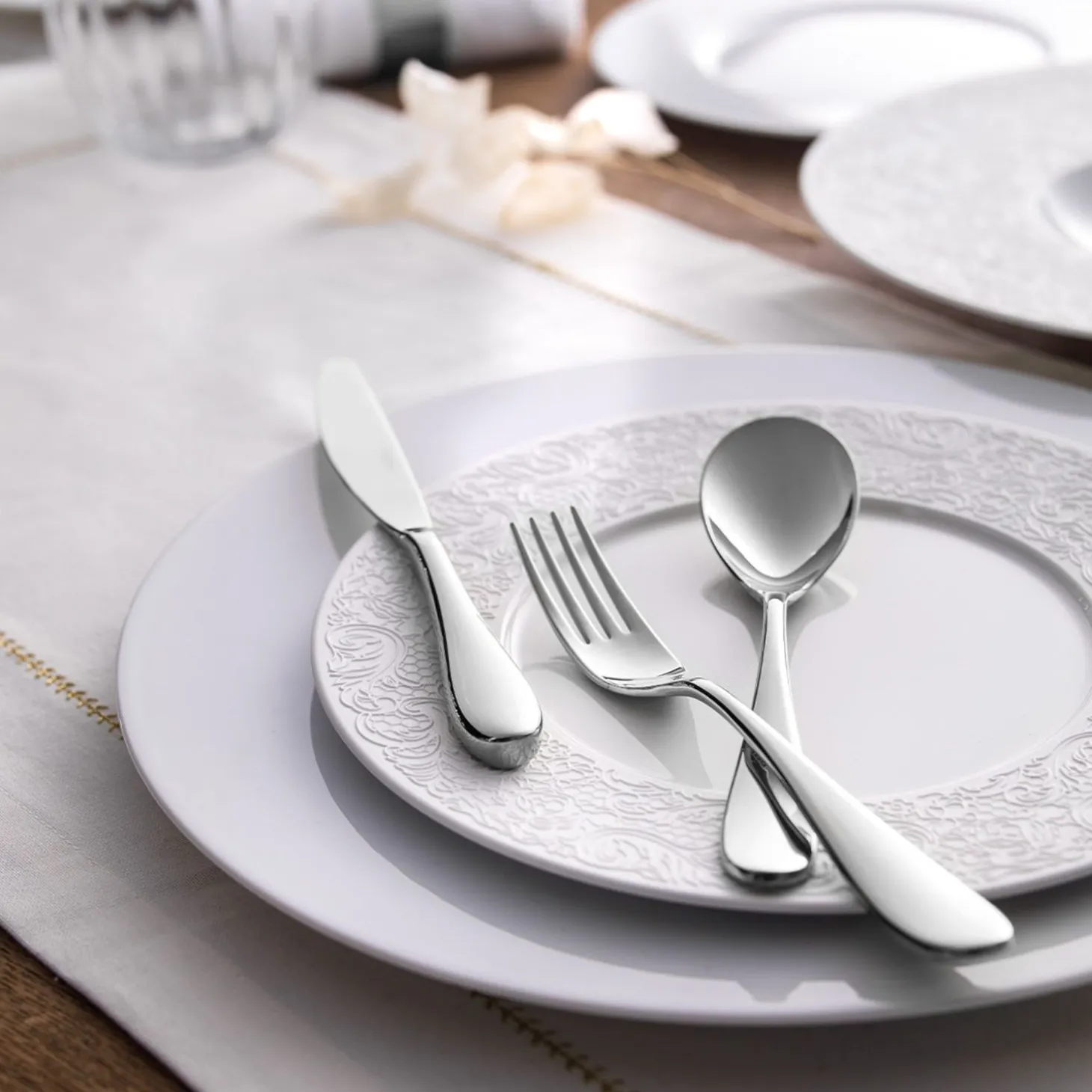 L Couture Collection